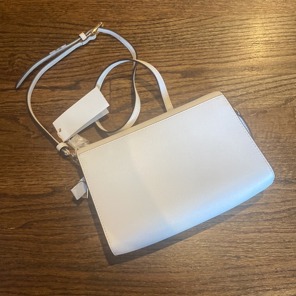 Tory Burch Crossbody Bag - Picture 11 of 13